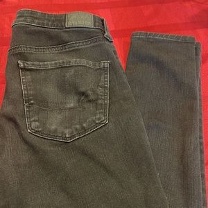 Black stretchy jeans American Eagle size 8 regular. Inseam 28.